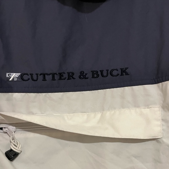 Cutter and Buck ladies size medium blue and white windbreaker - Picture 5 of 6
